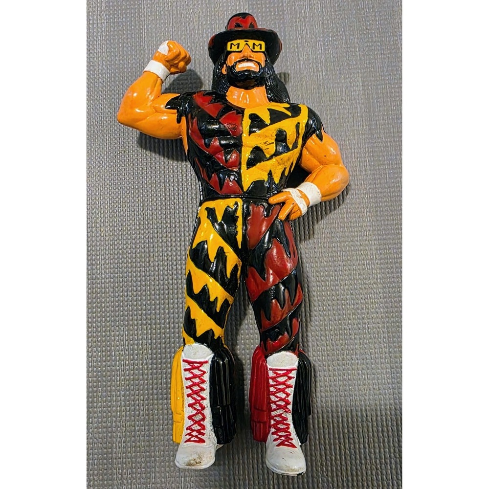 1995 WCW Macho Man Randy Savage Action Figure